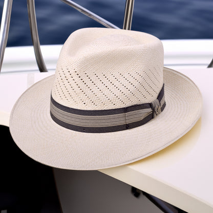 Salvatore Paja Toquilla