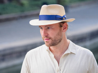 Santorini Paja Toquilla